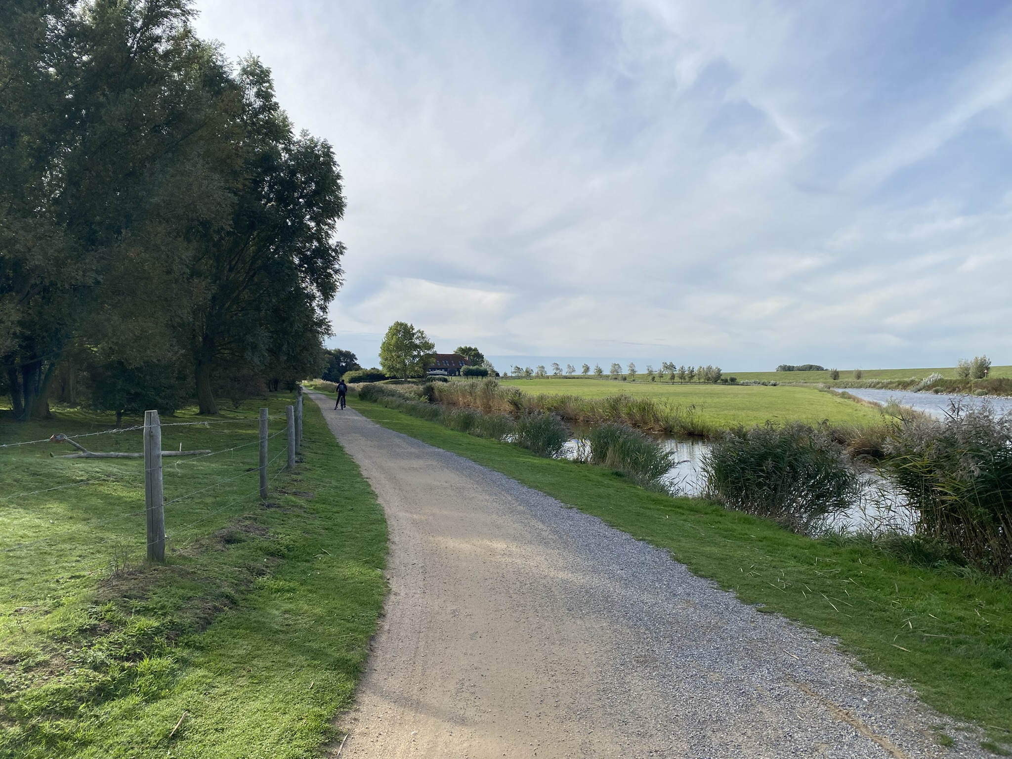 Na natuurgebied het Zwin, fietsen we door naar Retranchement.