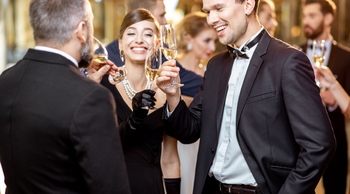 Dresscodes uitgelegd: wat doet u aan naar welke gelegenheid?