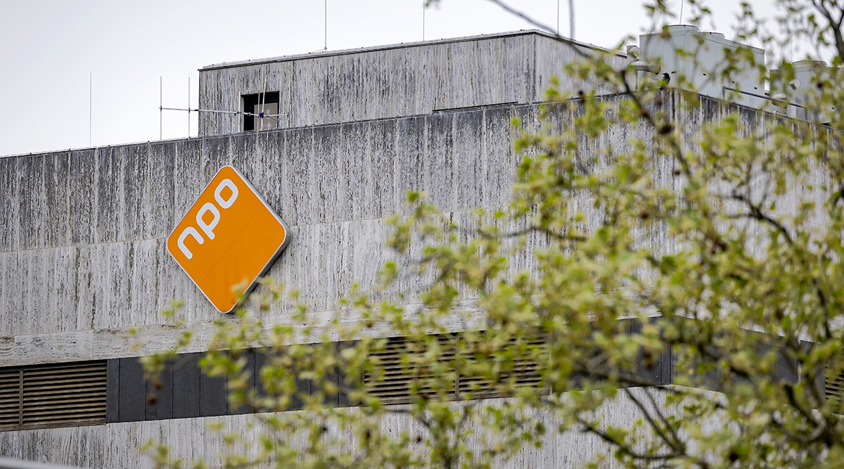 NPO, bezuinigingen bij MAX