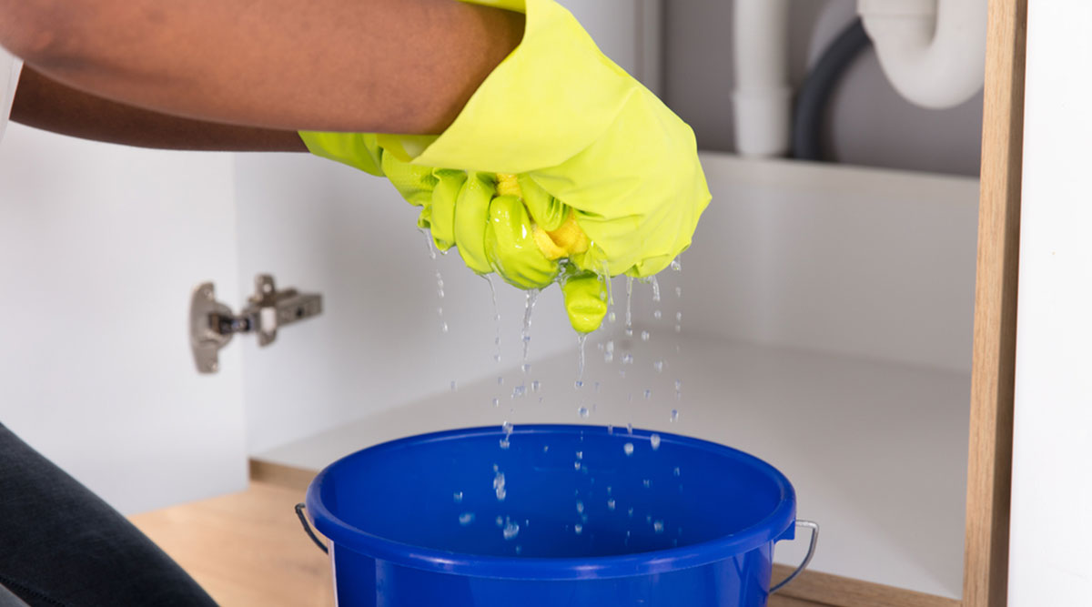 Iets schoonmaken met koud water